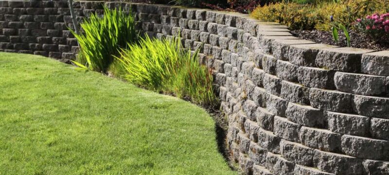 Concrete Rubble Retaining Wall-Retaining Wall Pros of Palm Beach