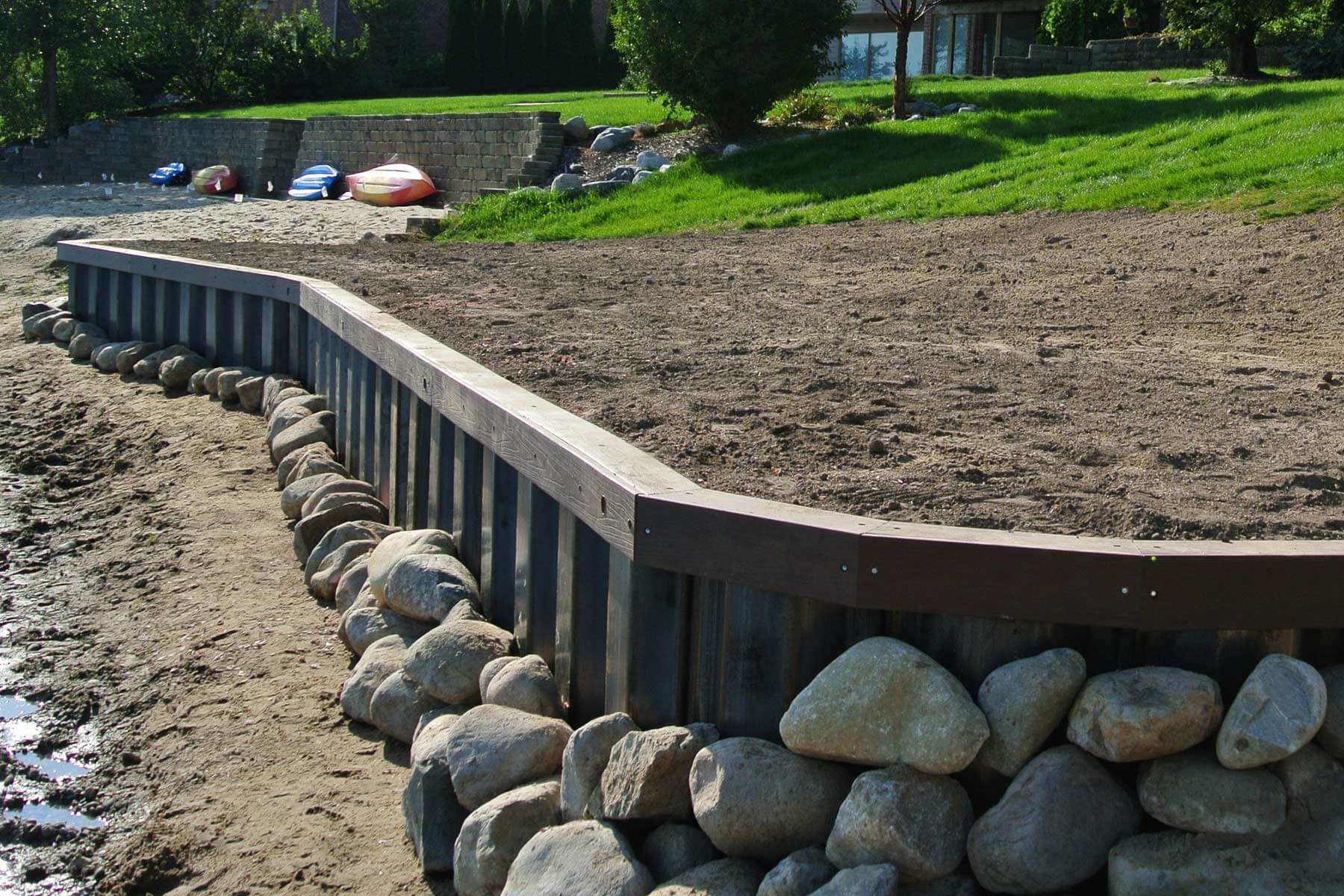 Retaining Wall Construction for Lake Worth Residents